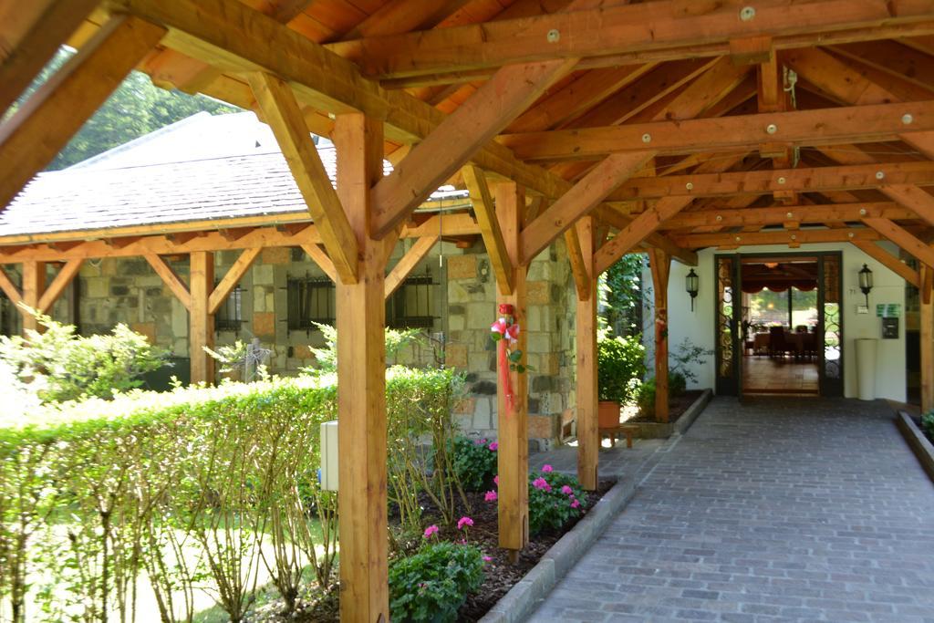 Chalet Al Lago San Vito di Cadore Esterno foto
